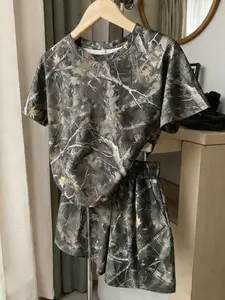 Women's Comfortable Camo Print Loose Short Sleeve T-Shirt & Elastic Waist Shorts Set, Versatile Two-Piece for All Seasons Womenswear