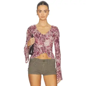 superdown Kairi Long Sleeve Top in Leopard