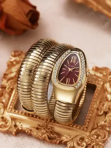 Elegant lady snake-shaped design crystal-encrusted quartz watch, suitable for fashionable crystal watches for women and young girls. It is an excellent choice as a fashionable complete set of exquisite watch for birthday gifts, accompanied by a gift box.
