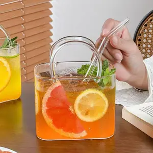 26oz Clear Glass Purse Drink Cup, Unique Handbag Shaped Glass, Creative Beverage Glass for Juice, Tea, Floral Arrangements (1 Pack)