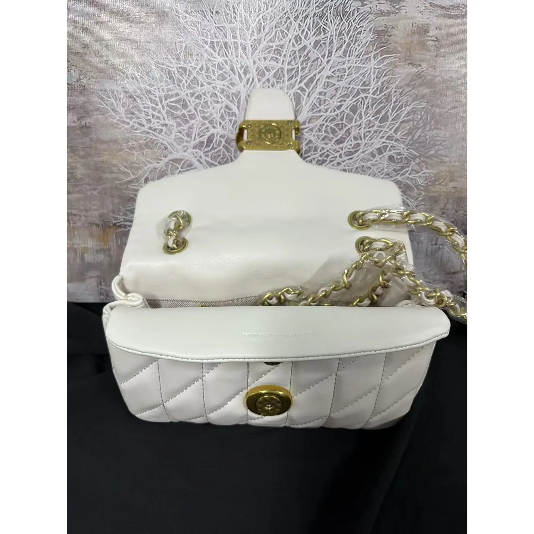 Women's Quilted Compact Crossbody & Shoulder Handbag - Small Faux Leather Purse with Classic Chain Strap, Fits iPhone Pro Max, for Casual Evening Wear, Handbags For Women, Compact Women's Crossbody & Shoulder Bags