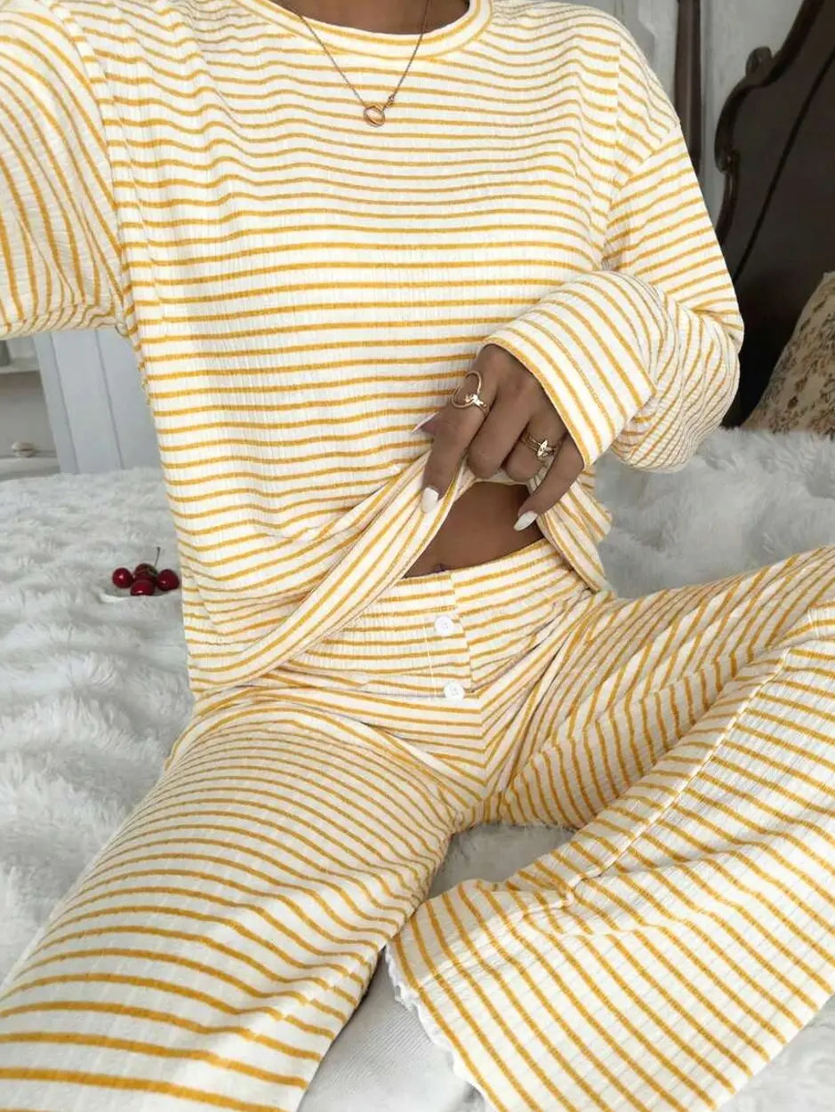Women's Striped Print Round Neck Long Sleeve Pajama Set in Yellow