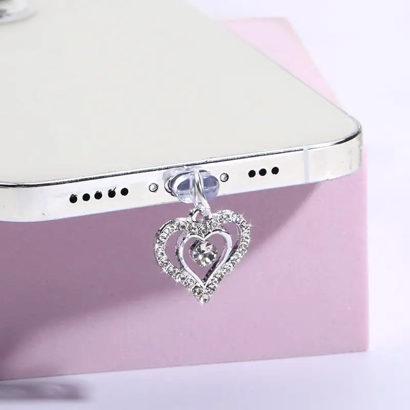Rhinestone Heart Shaped Phone Charging Port Dust Plug, 1 Count Summer Phone Charging Port Dust Stopper for iPhone 15 16 Pro Max, Phone Accessories for