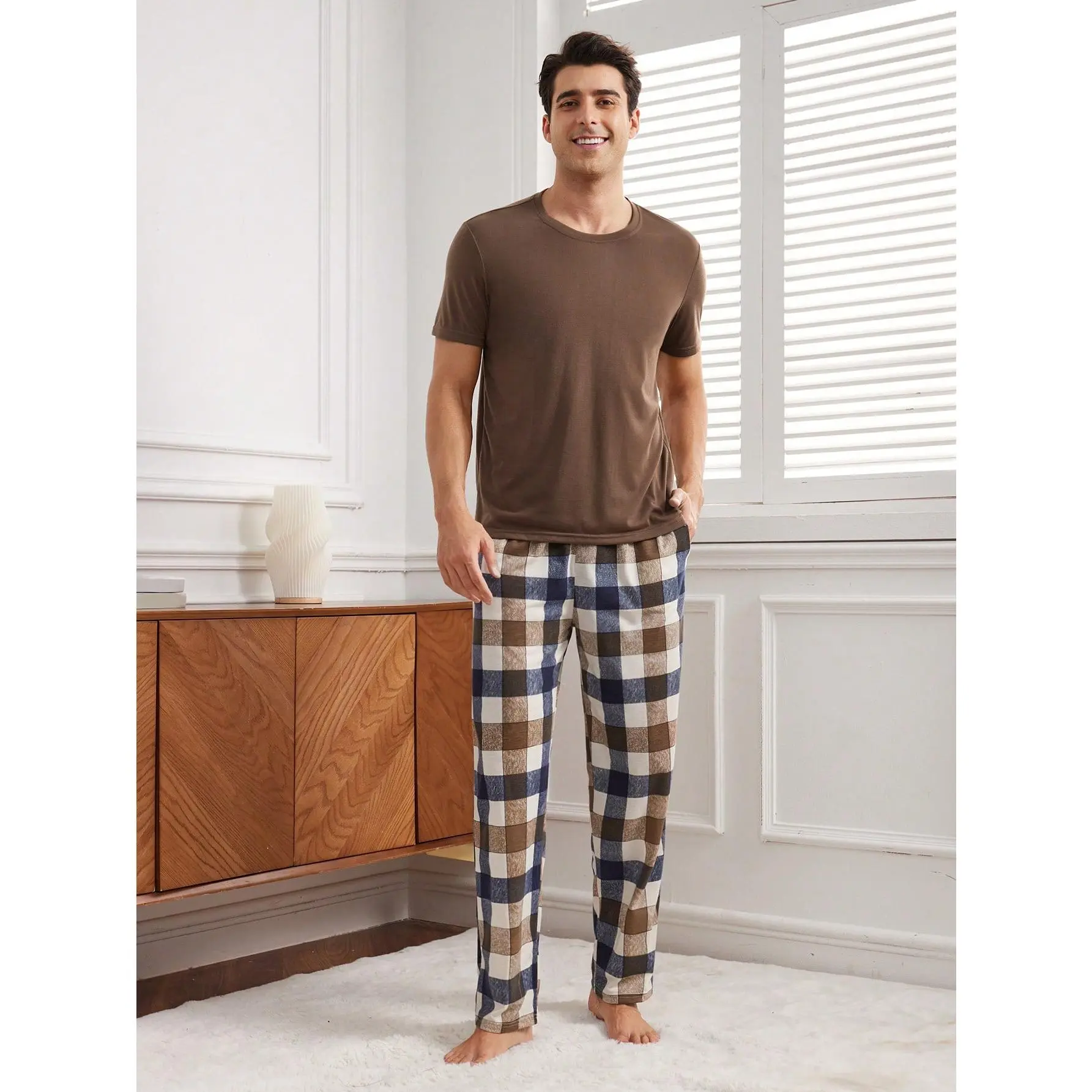 Men's Classic Checked 2-Piece Pajama Set, Relaxed Fit Loungewear with Short Sleeve Top and Pants, Breathable Fabric