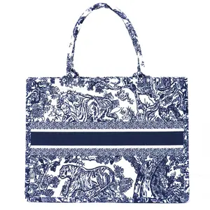 Fashionable luxury handbag, cotton and linen handbag, large capacity jacquard retro exquisite jacquard embroidery tote bag, women's large capacity retro canvas bag, commuting hand-held shoulder bag