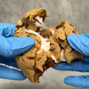 S’mores Cookie with Marshmallows and Chocolate