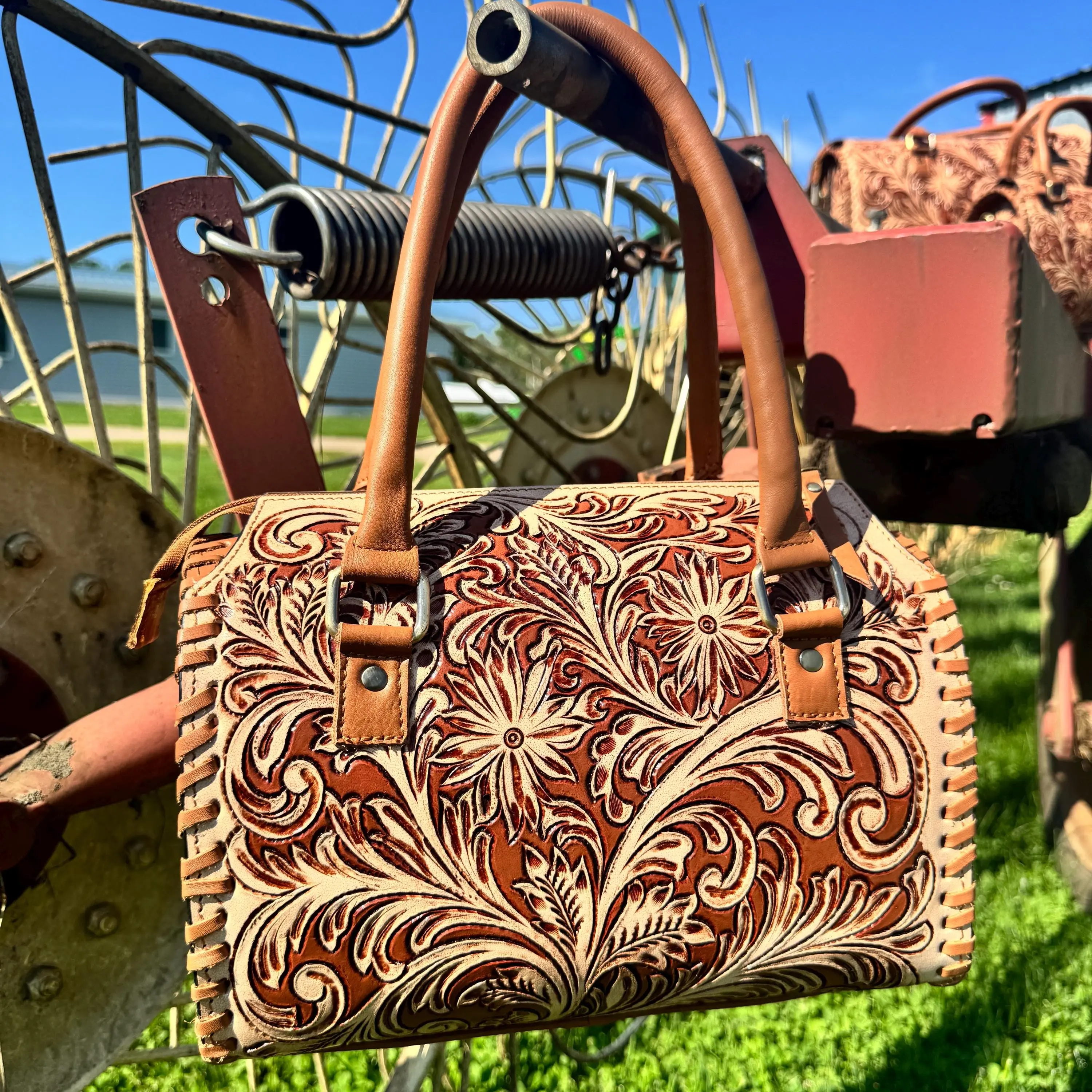 Tan Heritage Daisy Speedy Western Genuine Leather Barrel Bag Purse by Double B