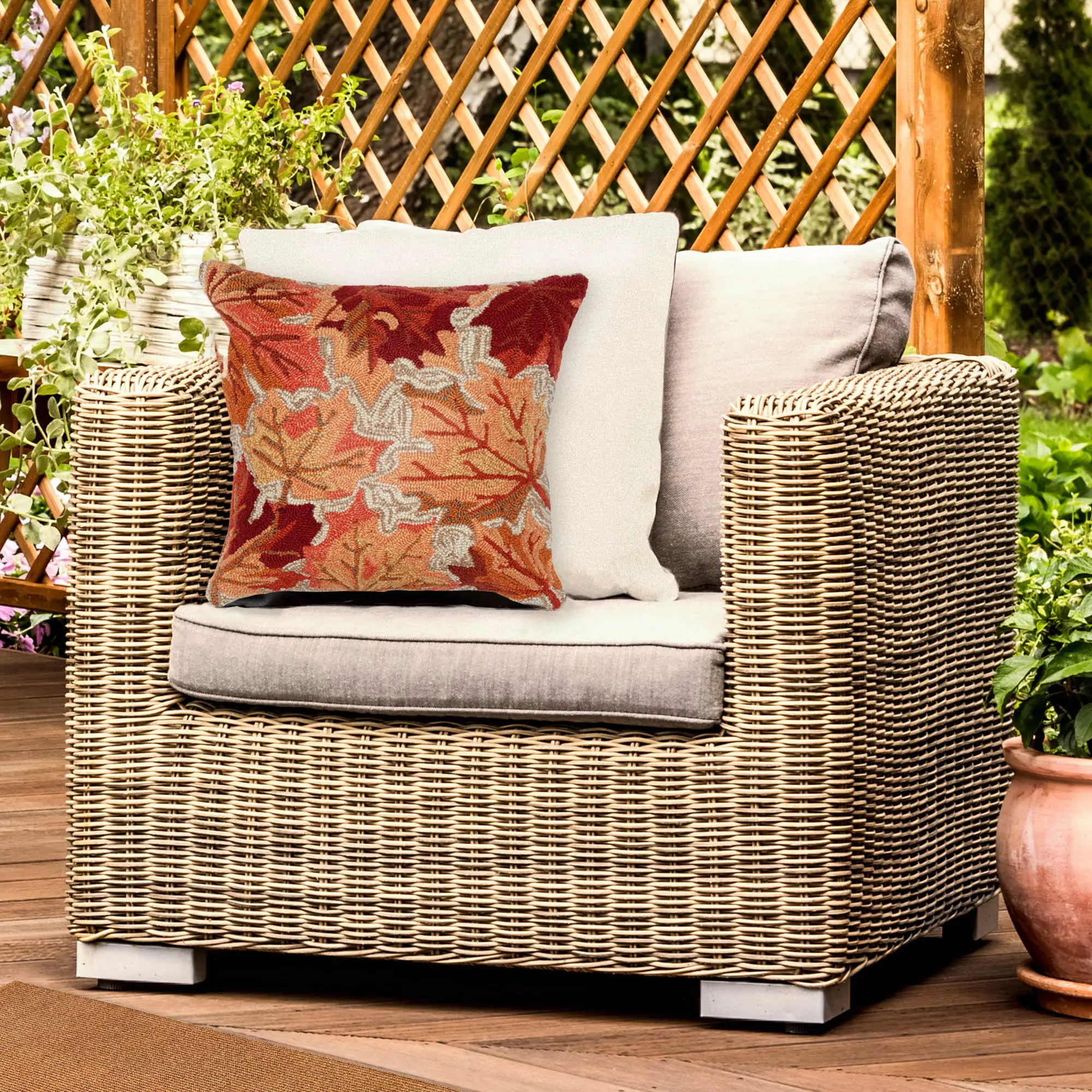 Lush Decor FRONTPORCH Handmade Indoor/Outdoor Pillow - Transitional Graphic Botanical Leaf Accent, Outdoor Cushions for Patio Furniture, Creative Decorative Cushion (Falling Leaves)