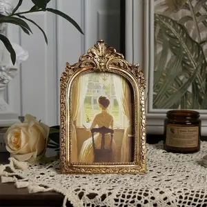 French-Inspired Vintage Baroque Golden Photo Frame - Dual-Purpose Tabletop & Wall Display, Antique Carved Semi-Circular Design with HD Glass Panel & Resin, Luxury Living Room Decor, Wedding/Anniversary Gift, Durable Resin Construction