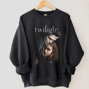 Twilight Ed and Bella T-Shirt, Vintage Movie Sweatshirt, Black Short Sleeve Shirt