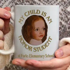 Renesmee Cullen Honor Roll Student Mug, Twilight Funny Gift, Bella Edward Cullen Daughter, Chuckesmee Doll - tws10046