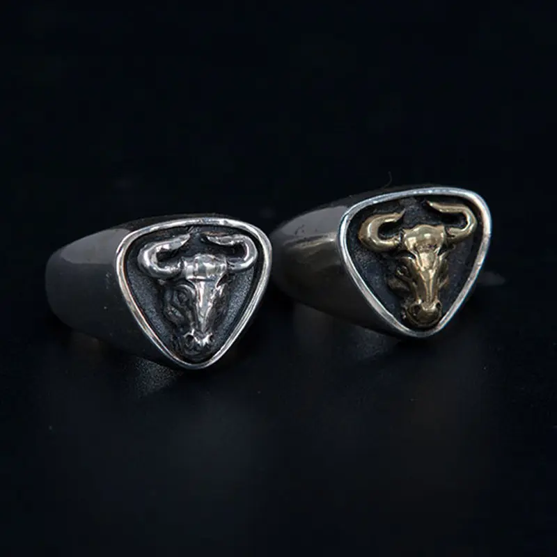 Men's Adjustable Retro Ox Zodiac Costume Ring - Trendy Design, Bold Presence, Adjustable Ring