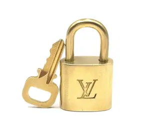 Pre-owned Lock & Key Set Pre-owned Lock & Key Set