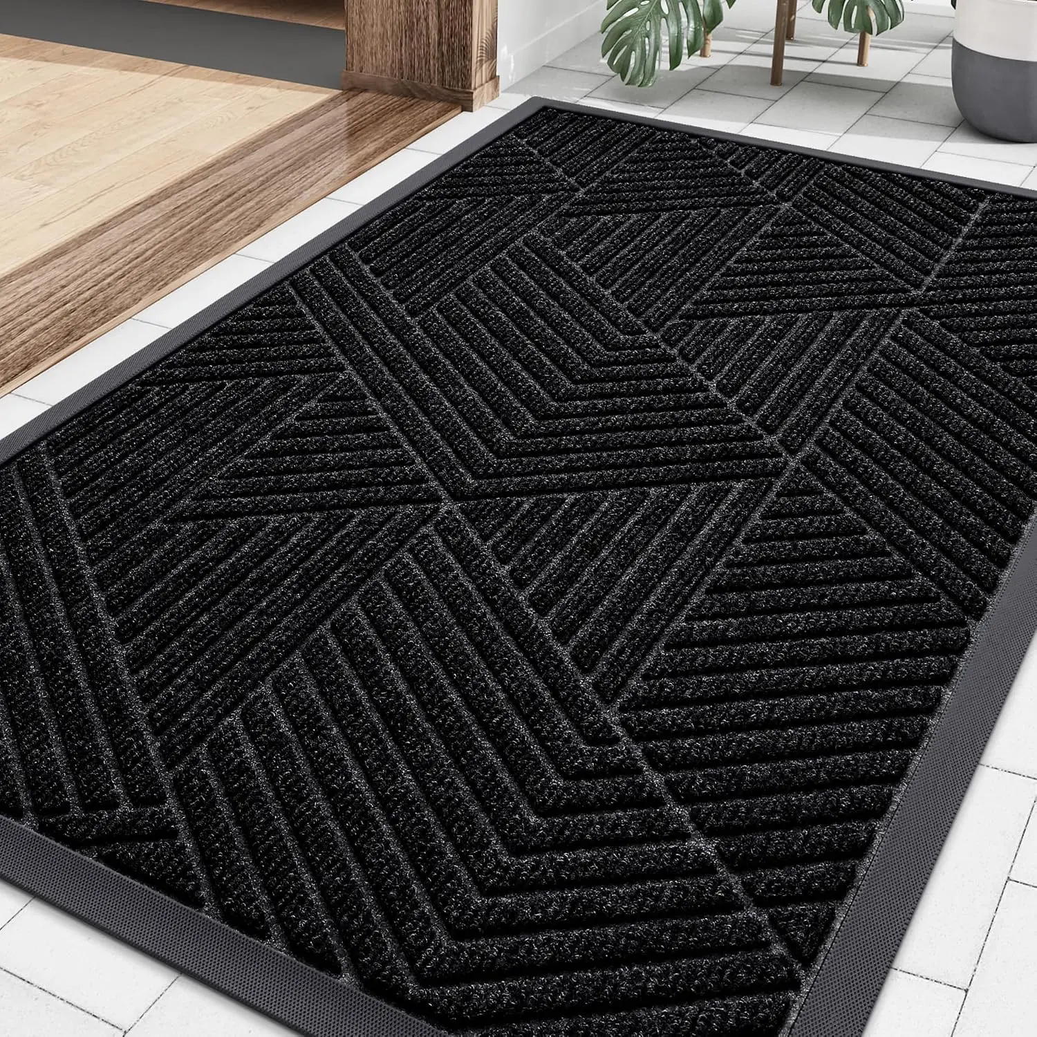 Smiry Front Door Mat Outside Entrance, Low Profile Rubber Doormat, 29.5x17 | Irregular Triangle, Black, Sturdy Heavy Duty Mat Trap Dirt and Moisture, Easy Clean for Indoor Outdoor Entry
