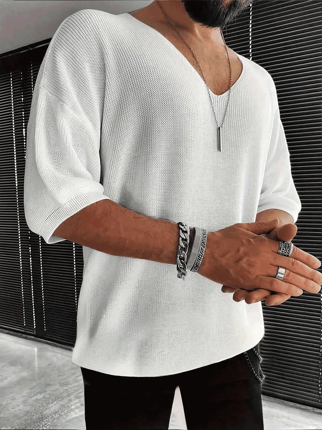 Men's Casual Solid Color Knit Sweater, Plain Sweater Pullover, Vneck, Knitwear, Lightweight Top, Comfortable Daily Wear, Perfect for Layering, Stylish and Versatile, Menswear
