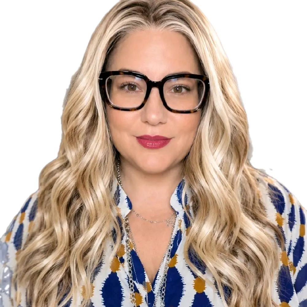 Watered Souls Juliette  K131209 Goldie Blonde utah curls 20" synthetic wig bundle.13x4 lace, 3 combs, 2 adj straps, 120 density, avg size cap 21.5"-23.5". Complete bundle must be returned for full refund.