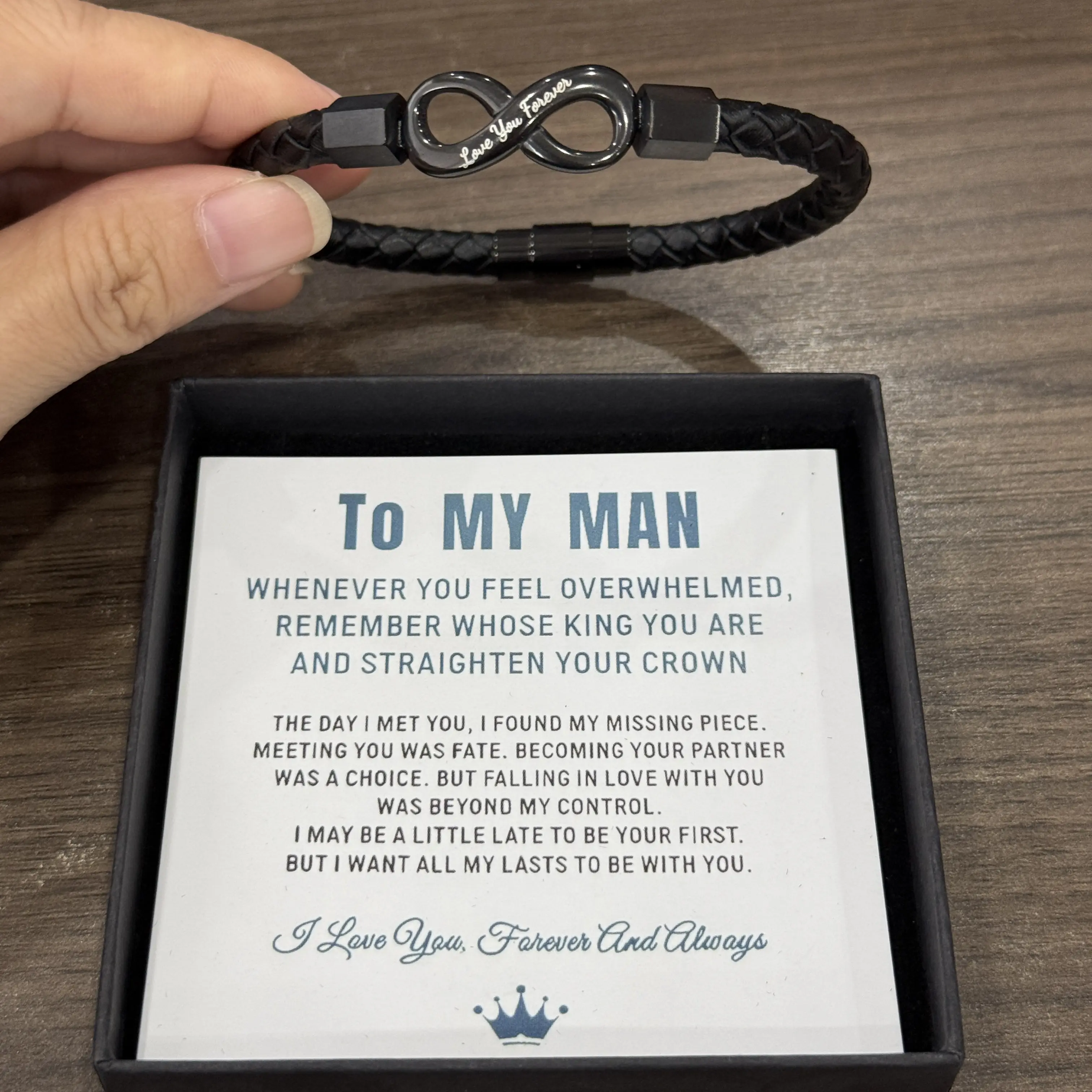 To My Man Bracelet Gift for Him, Black Braided Infinity Bracelet with Love You Forever Engraving, Romantic Gift for Husband Boyfriend Fiancé, Anniversary Birthday Valentine’s Day Gift Emotional Message Card Perfect Romantic Gift Heartfelt Gift