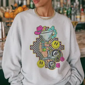 Vintage Western Tee Retro Cowgirl Cocktail Graphic Sweatshirt Checkered Eight Ball Tshirt Turquoise Hot Pink Dice Pullover Casual Womenswear Sublimation Crewneck