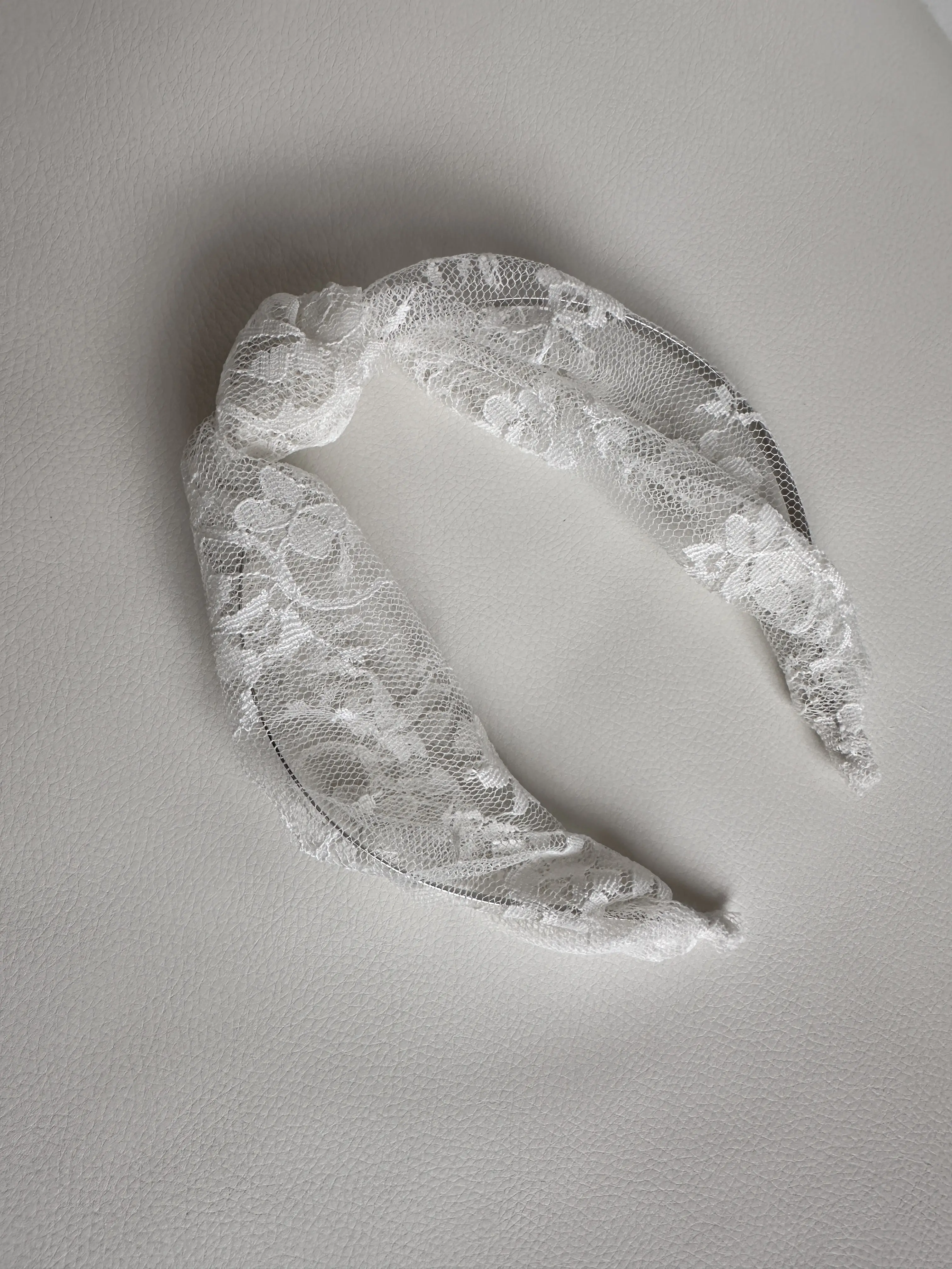 Lily Bridal headband