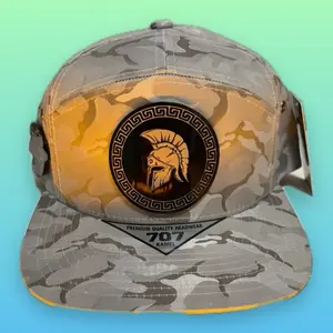 Guerrero, la gorra Romana que aunque seamos de otro país siempre lo cargamos con todos nosotros los  guerreros y la misma ves nos animan y also amántes de las películas Sparta y gladiadores, aquí está ese símbolo que nos representa a todos los guerreros