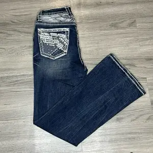 Women's Embroidered Bootcut Jeans