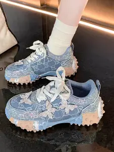 Women's Thick Sole Dad Shoes Trainer Sneaker with Rhinestone Butterfly Decoration, Hand-Embroidered Fashion Lightweight Luxury Casual Women's Shoes