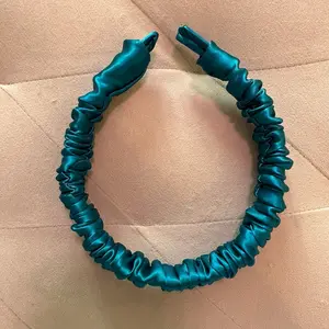 100 % mulberry silk headbands, hair accessories,hairband, gift for her, pure silk, fashion accessories, luxurious headband.ruffled hairband