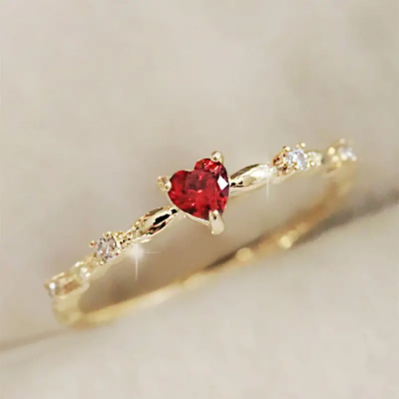 Women's Elegant Rhinestone Decor Heart Design Promise Ring, Exquisite Trendy Fashion Ring for Bridal Engagement, Chic Gorgeous Jewelry as Gift for Girlfriend, Rhinestone Decorated Ring, Heart Shaped Ring, Beautiful Rings