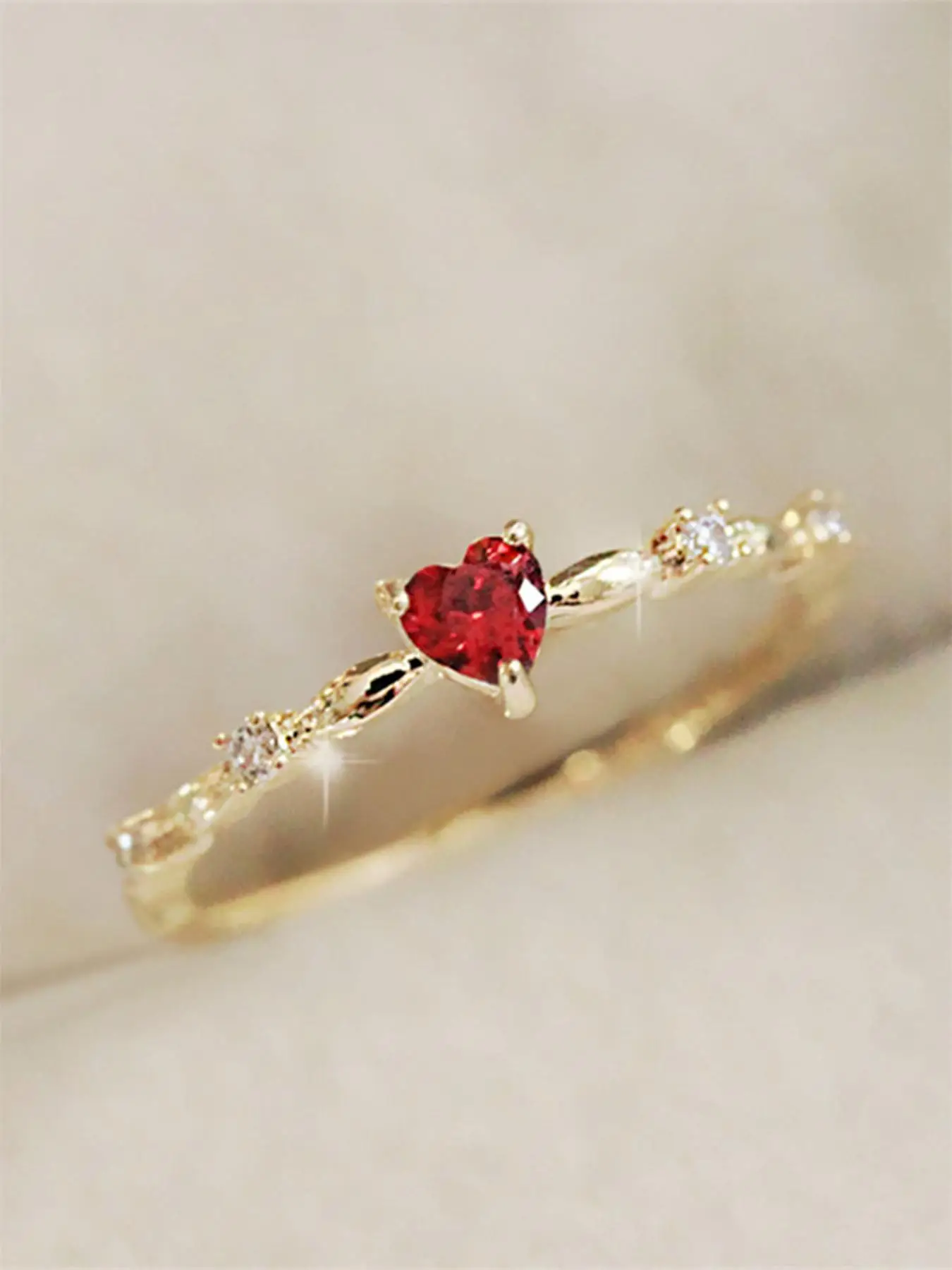 Women's Elegant Rhinestone Decor Heart Design Promise Ring, Exquisite Trendy Engagement Ring, Chic Gorgeous Jewelry As Gift for Girlfriend