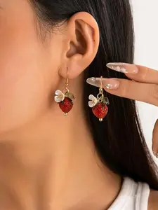 Cute Strawberry Floral Dangle Earrings, Y2K Kawaii Summer Fruit Jewelry, Delicate Lightweight Stylish Accessory for Women & Girls, Ideal for Daily Wear, Casual Outfit, Party, Summer Vacation & Sweet Gift
