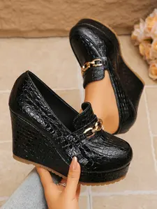 Luxury Snake Print Thick Sole Wedge Shoes, Metal Chain Decor, Waterproof Platform Heels, Comfortable Fashion, Ideal Gift Choice