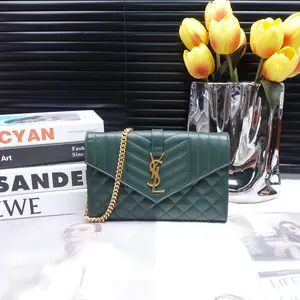 Pre-owned YSL Calfskin Shoulder Bags Saint Laurent Envelope Green Shoulder Bag T10289294