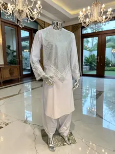 Small White Cotton-Poly Shesha Mirror Work 2-Piece Afghan Outfit – Traditional Men’s Clothing