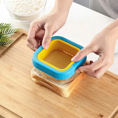 Plastic-Steel Sandwich Cutter and Sealer (Square) - Bakeware Tool with 3 Cuts (Dinosaur Animal, Star, Geometric), Crustless Mold for Kids’ Lunchbox/Bento, Adults’ Kitchen, Birthday Occasions, Deodorant-Compatible