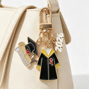 2026 Graduation Commemorative Gift Bachelor's Gown Doctoral Cap Pendant Keychain Bag Charm Creative Graduation Gift for Seniors