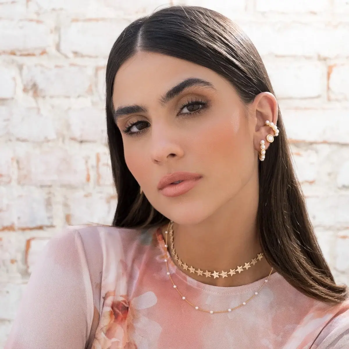 Gold Star Choker for Women, Fashion Necklace with Stars Design