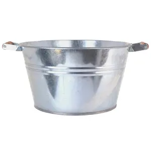 Houston International 13.5in. x 8in. Galvanized Tub With Handles