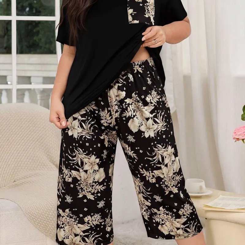 Women's Plus Size Knitted Pajama Set Floral Print Short Sleeve Top and Seven-Quarter Pants, Casual Loose Fit Sleepwear Loungewear Pj Set Floral Pajama Sets for All Seasons Loose Fitting Sleepwear