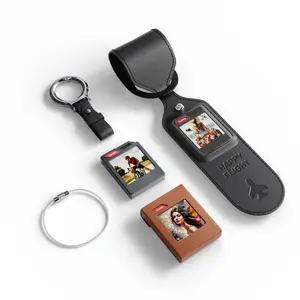 PhotoTag: Customizable e-Ink Tracker Set (1 tracker, keychain, pet tag Case, luggage tag) for tracking keys, lwalets, and luggage. Compatible with Apple Find My . Displays photos and emojis.