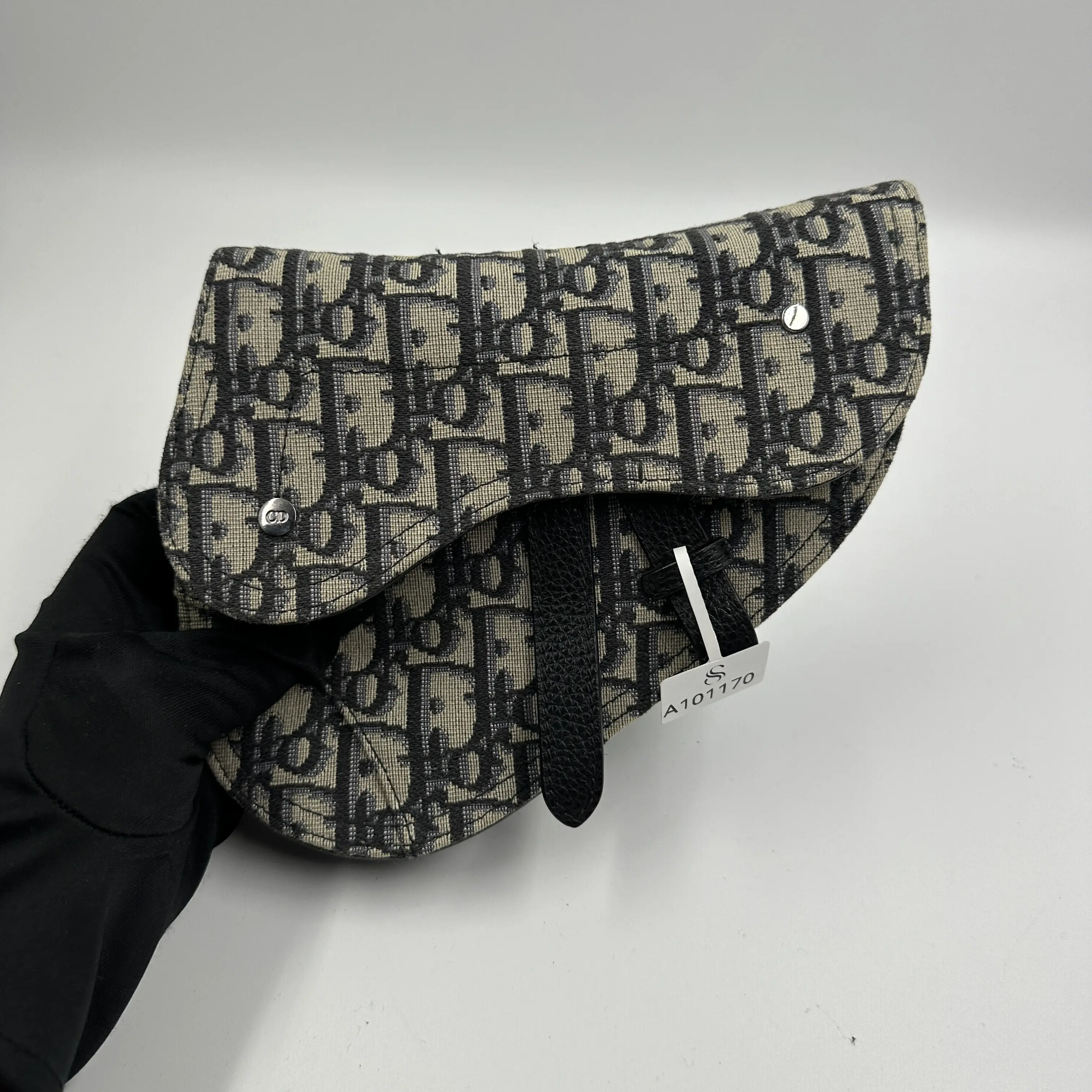 Pre-owned Dior Men's Oblique Jacquard Saddle Bag A101170