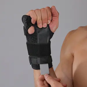 1 Piece Adjustable Carpal Tunnel Wrist Support Brace with Metal Splint, One Size Fits Left & Right Hands, Ideal for Men & Women