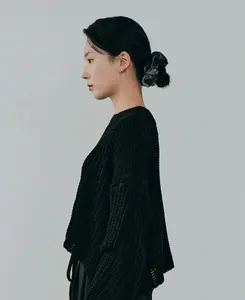 VELVET HAIR SCRUNCHIES