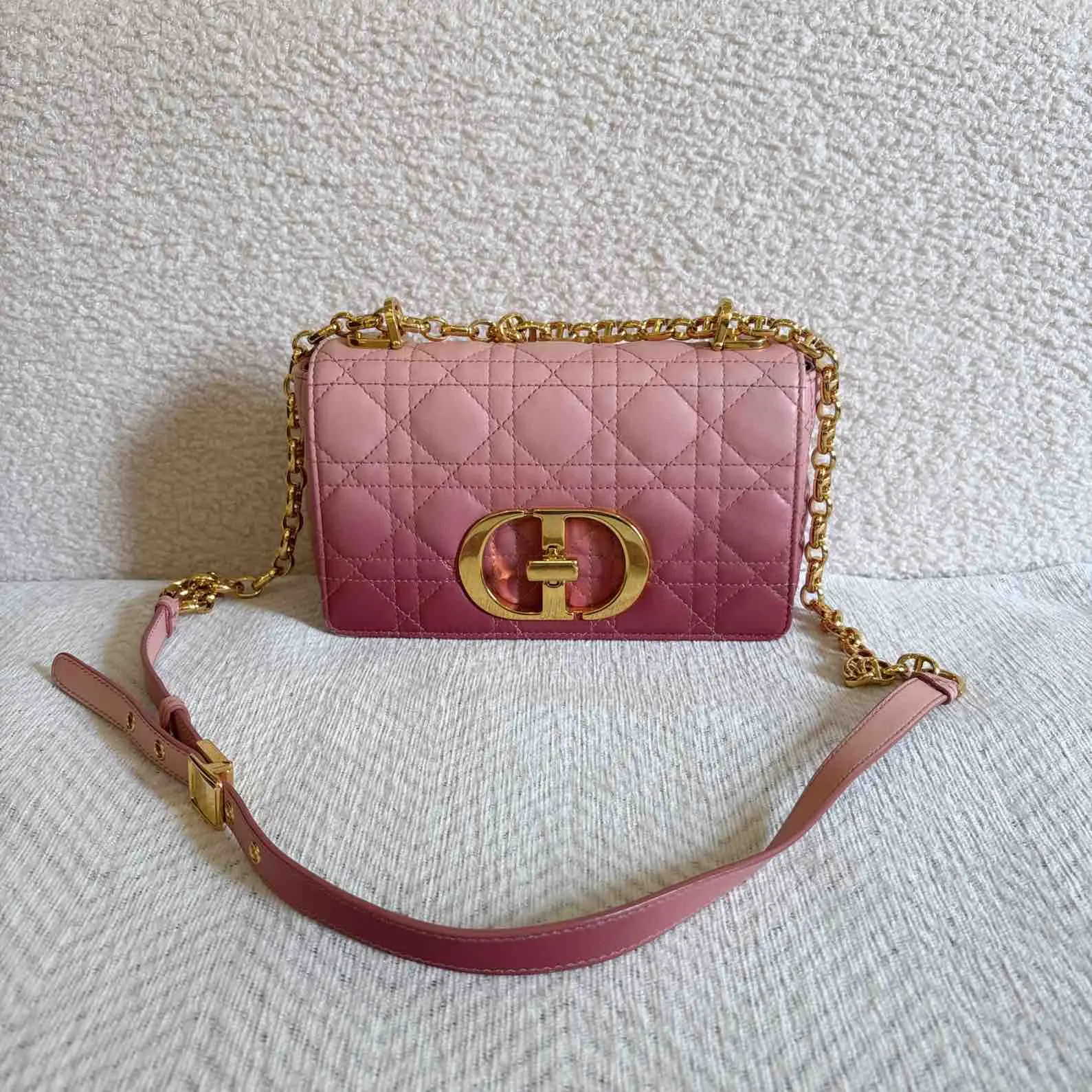 Pre-owned Dior lambskin Crossbody Bags Christian Cannage Gradient Small Caro Pink shoulder bag xiaotang20260308156