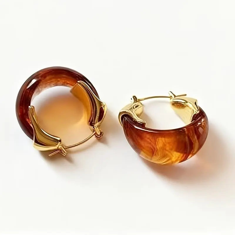 tortoiseshell hoop earrings, two tone resin gold huggie hoops, vintage brown acrylic circle earrings,hypoallergenic material low sensitivity, non tarnish waterproof,viral tiktok earrings, fall autumn statement ,stackable daily earrings, gift for women