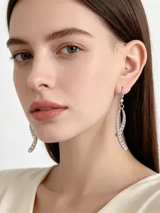 Rhinestone Twisted Leaf Drop Earrings, Crystal Curved Leaf Dangle Earrings in /silver Color, Elegant Statement Earrings for Women