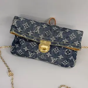 Pre-owned Louis Vuitton Pro owned LV