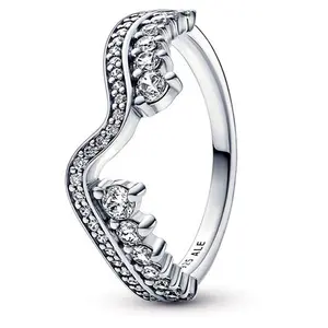 Pandora Sparkling Asymmetric Wave Ring 192543C01-52