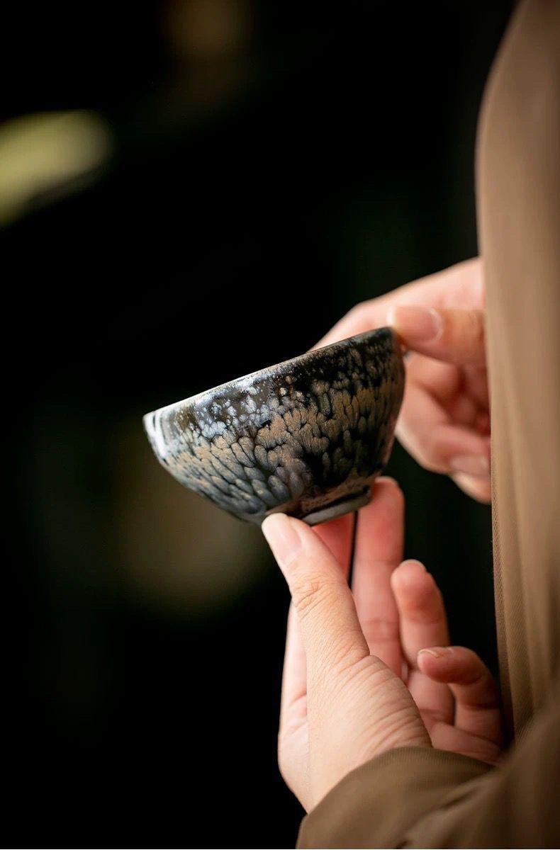 Z08. Heart-Shaped Jianzhan Tea Cup, 130 ml — Unique Ceramic Kung Fu Tea Cup