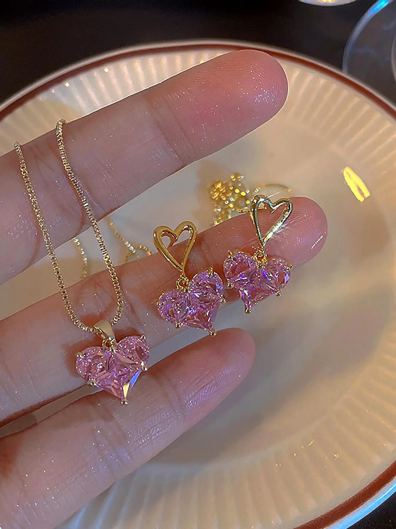 2024 Summer Heart Shape Design Jewelry Set, Pink Artificial Zircon Inlaid Pendant Necklace and Dangle Earrings, Sweet Fashion Matching Jewelry Accesso