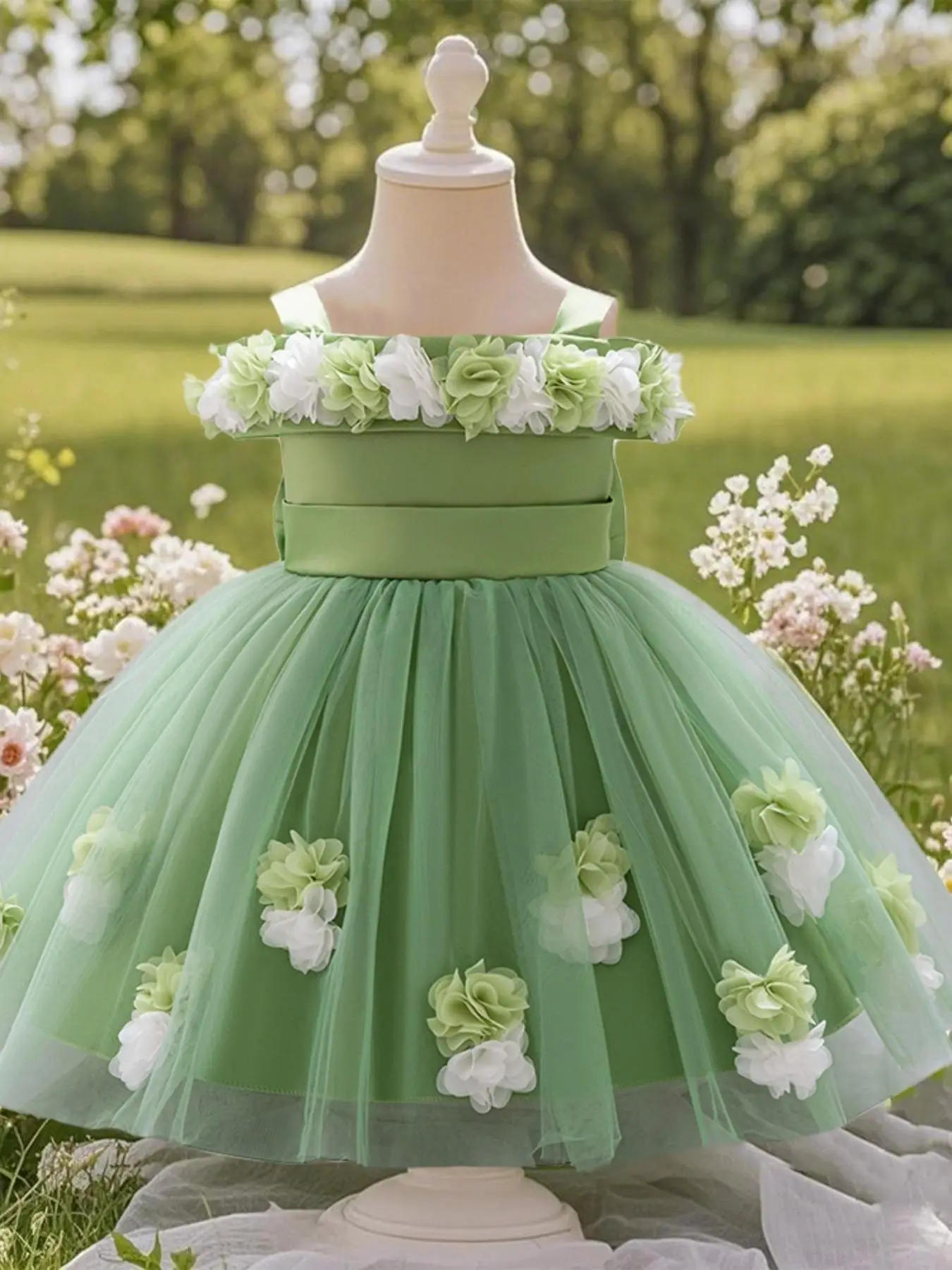 Girl's Floral Appliques Cold Shoulder Dress, Cute Romantic Comfortable Elegant Princess Themed Dress for Wedding Party, Kids Clothes for All Seasons